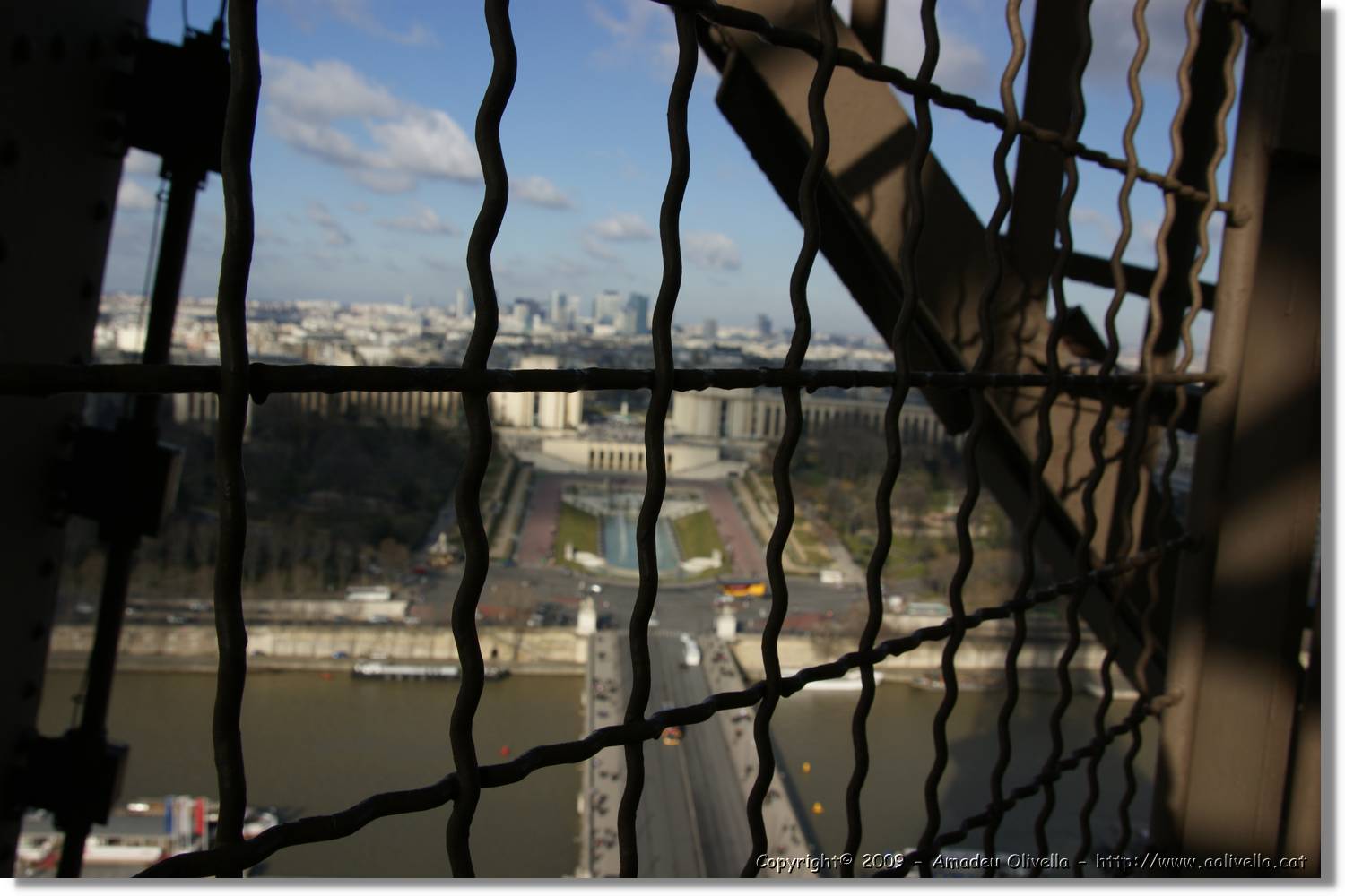 Paris_240.jpg