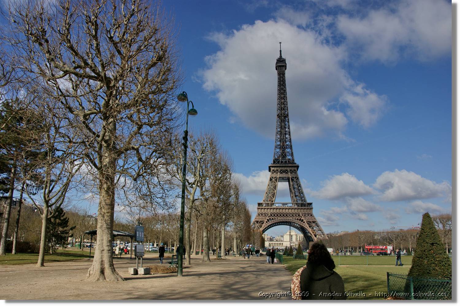 Paris_256.jpg